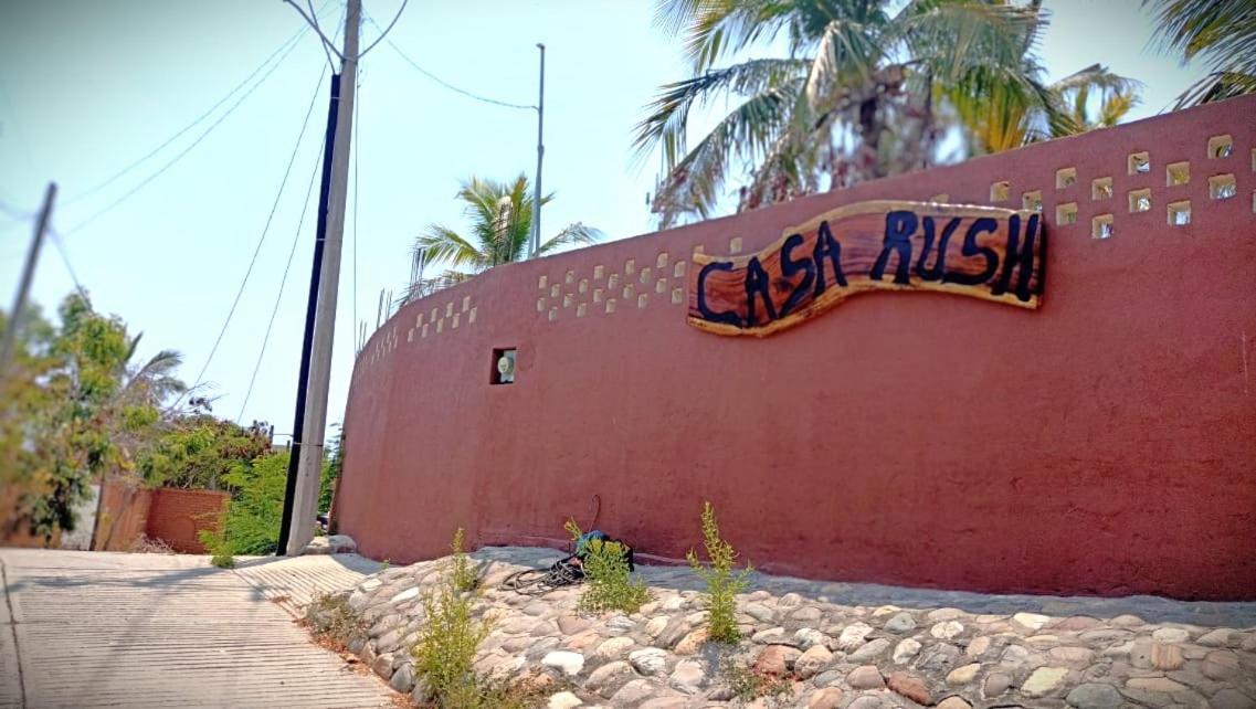 Hotel Casa Rush Puerto Ángel Exterior photo